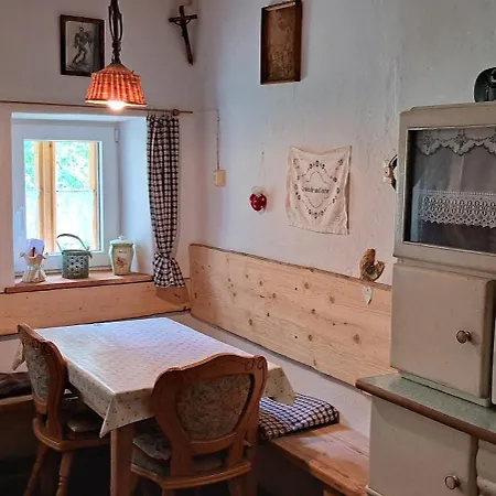 Ahnenhuette Untersabernighof Шале *