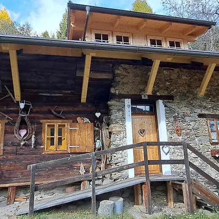 Ahnenhuette Untersabernighof Alpesi faház Penk