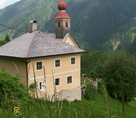 Ahnenhuette Untersabernighof Penk