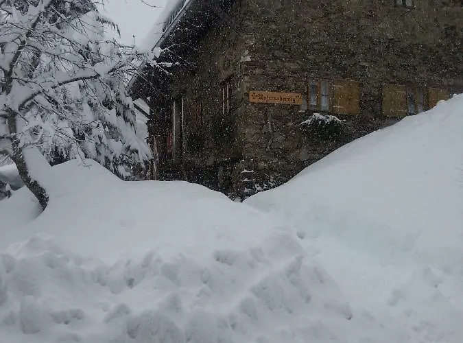 Ahnenhuette Untersabernighof Alpesi faház